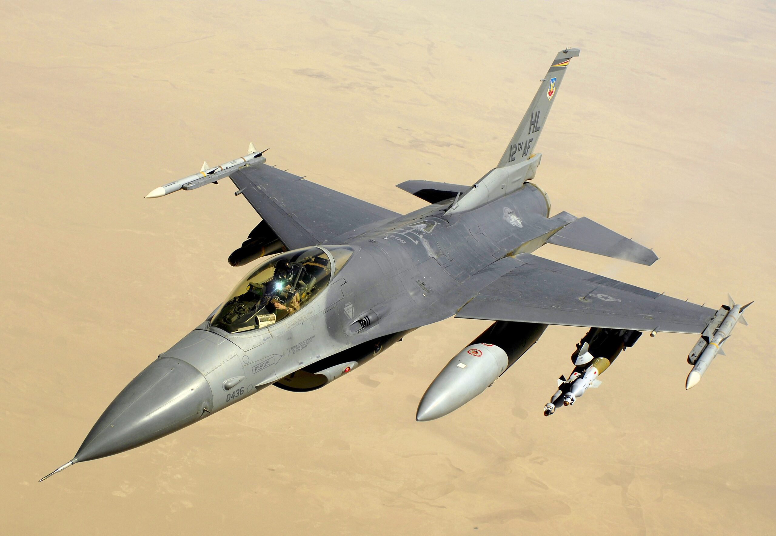 F-16 F-16